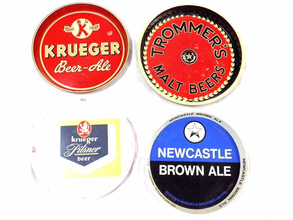 VINTAGE METAL BEER ADVERTISING TRAYS LOT (1 of 3)