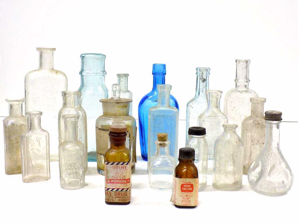 CURIOUS ANTIQUE BOTTLES COLLECTION: Curious Antique Bottle Collection Including Many Miniatures. Speck Bros, Scherff Pharmacist Bloomfield N.J. Hoyt's German Cologne Lowell Mass,Effanbee Dy Dee Baby, Tuthill's Thomas Eclectic Oil, Evenf