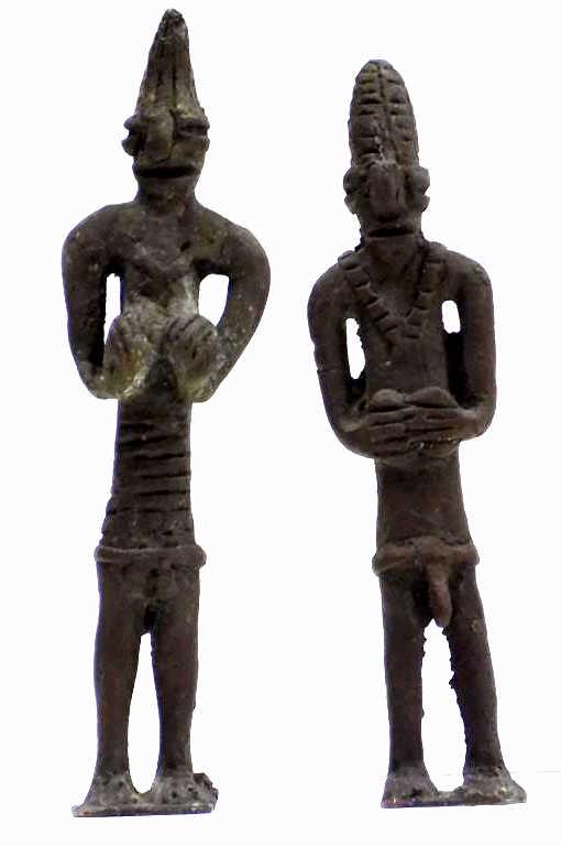 19TH CENTURY PAIR OF AFRICAN BRONZE TRIBAL FIGURES (1 of 2)
