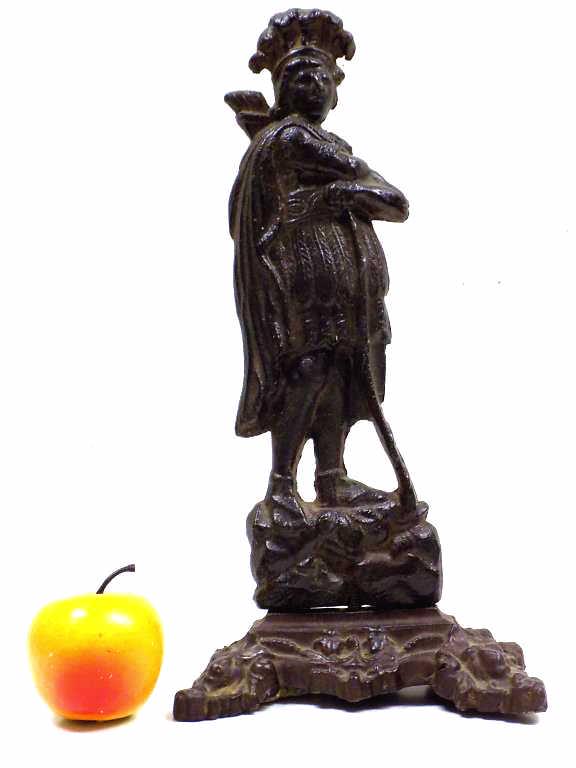 INDIAN CHIEF CAST IRON DOORSTOP SCULPTURE (1 of 2)