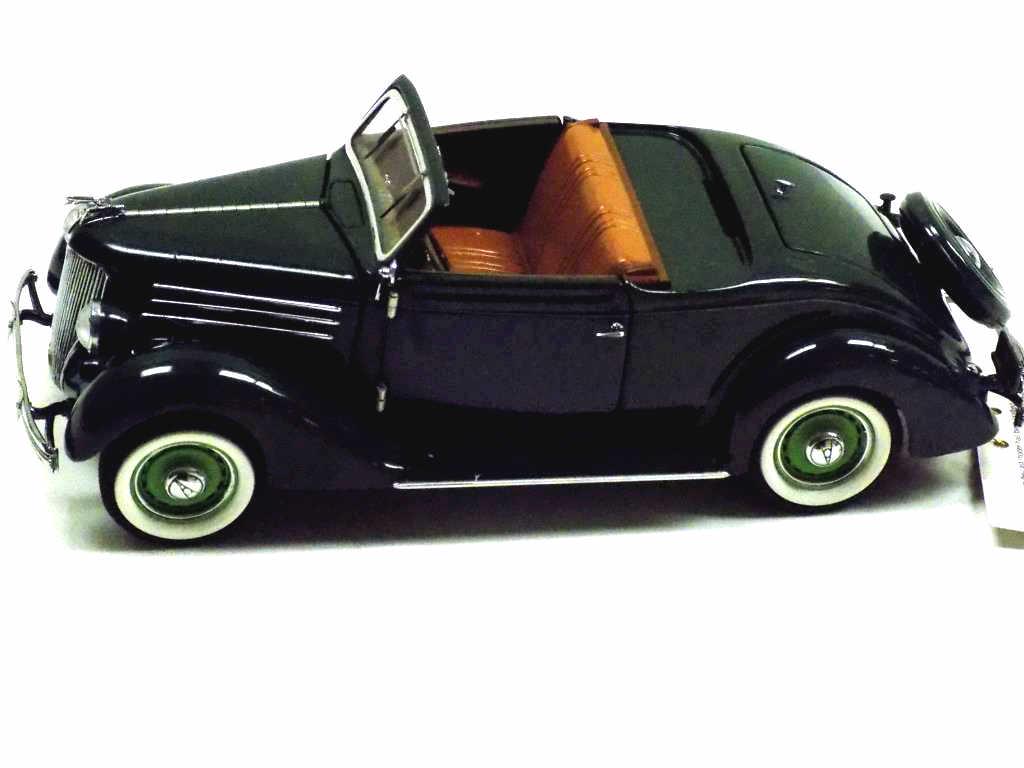 FRANLIN MINT 1936 FORD CONVERTIBLE REPLICA CAR (1 of 5)