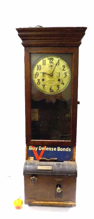 INTERNATIONAL TIME RECORDING CO. OAK CLOCK (1 of 8)