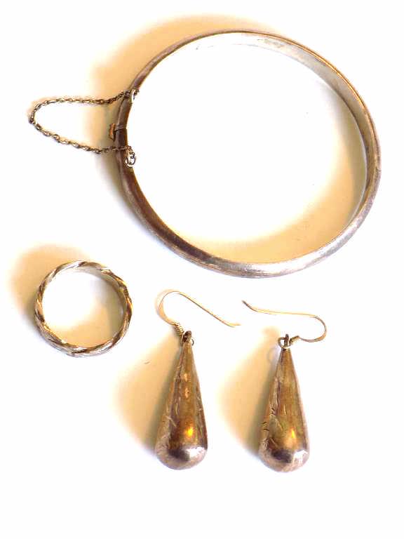 VINTAGE STERLING SILVER JEWELRY LOT (1 of 3)