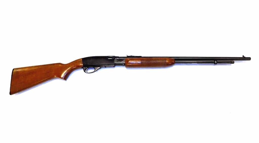 REMINGTON FIELDMASTER MODEL 572 .22 CALIBER RIFLE: Remington Fieldmaster Model 572 .22 Caliber Short, Long and Long Rifle. Pump Action. Mahogany Body with Grooved Grip. Total Length 42" Serial No. 1473154 NICS check required.