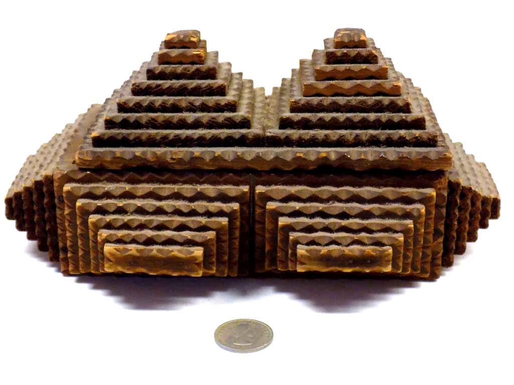 ANTIQUE TRAMP ART WOODEN BOX (1 of 2)