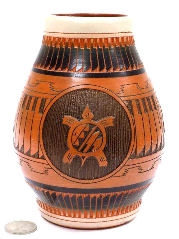 MITCHELL BLACK HORSE INDIAN POTTERY VASE (1 of 4)