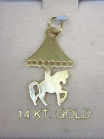 SOLID 14K YELLOW GOLD CAROUSEL HORSE PENDANT