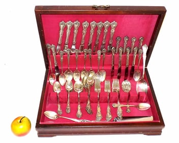 REED & BARTON STERLING SILVER SERVICE