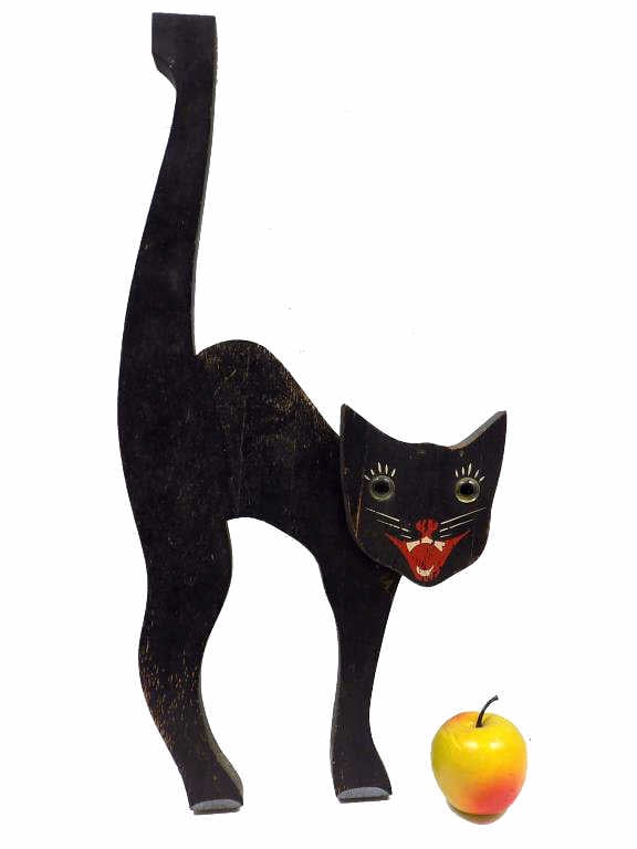 AMERICAN FOLK ART WOODEN HALLOWEEN BLACK CAT: Antique American Folk Art Wooden Halloween Black Cat. Hand Carved and Painted . Movable Head with inset Eyes. Height 22.50" x Length 11.50"