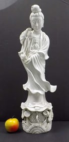 MONUMENTAL CHINESE GUAN YIN BLANC DE CHINE STATUE