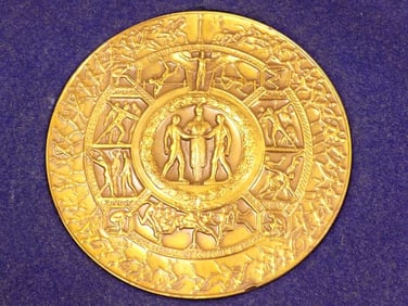 OLYMPIC SCENE BRONZE MEDALLION