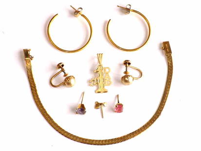 ASSORTED YELLOW GOLD JEWELRY LOT MOSTLY 14K: Assorted Yellow Gold Jewelry Lot. Including Pair 14k Hoop Earrings, Pair 10k Faux Pearl Screwback Earrings, 3 Single 14k Earrings Hearts Design, Pink Topaz, Amethyst, 14k #1 Dad Necklace Charm by