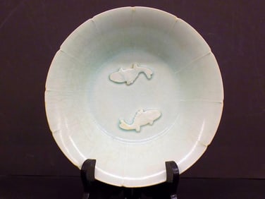 CHINESE SONG DYNASTY QINGBAI FLOWER FISH BOWL