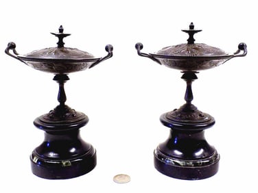 VICTORIAN AESTHETIC BRONZE URN GARNITURES