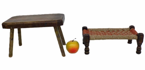AMERICAN MINIATURE CHILD'S STOOL LOT