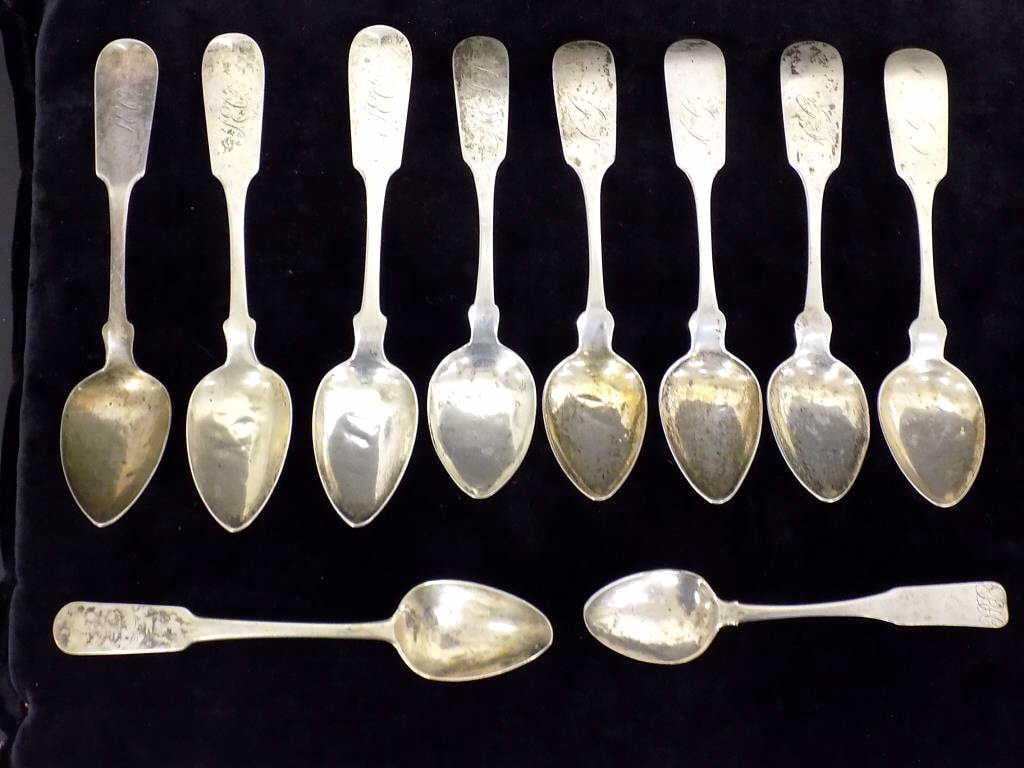 ASSORTED AMERICAN COIN SILVER SPOON GROUP (1 of 2)