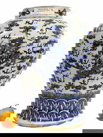 CHINESE MING DYNASTY DRAGON PALACE VASE: Big Chinese Ming Dynasty Blue and White Porcelain Palace Vase. Decorated with Surrounding Flying Five Claw Dragons in Clouds. Height 17.50" x Width 13". Early inner firing ring inside.