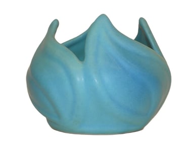 EARLY VAN BRIGGLE FLOWER PETAL FORM POTTERY BOWL