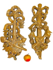 RENAISSANCE GILT WOOD TORCHIERE WALL CARVINGS