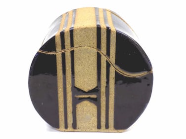 CAROLYN LEUNG MIDCENTURY ART POTTERY