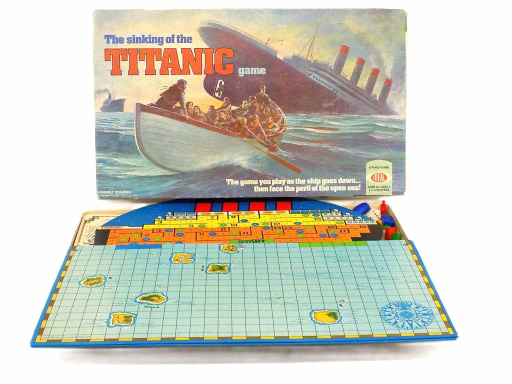 VINTAGE IDEAL TITANIC TOY BOARD GAME (1 of 3)