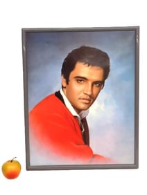 ELVIS PRESLEY FRAMED PORTRAIT PRINT
