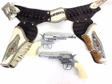 1950'S MAVERICK COWBOY HOLSTER W/ PONY BOY PISTOLS