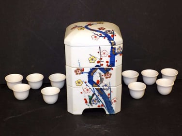 VINTAGE JAPANESE IMARI PORCELAIN JUBAKO SET