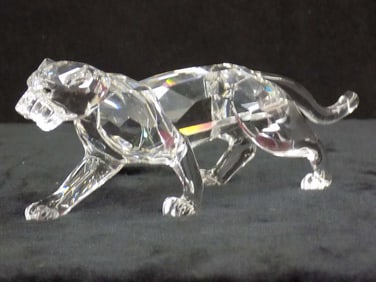 SWAROVSKI CRYSTAL ART GLASS CHEETAH SCULPTURE