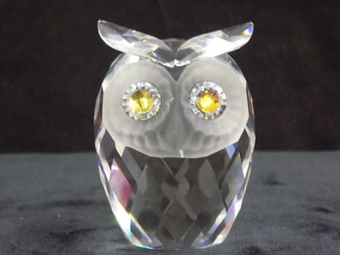 SWAROVSKI CRYSTAL ART GLASS OWL SCULPTURE