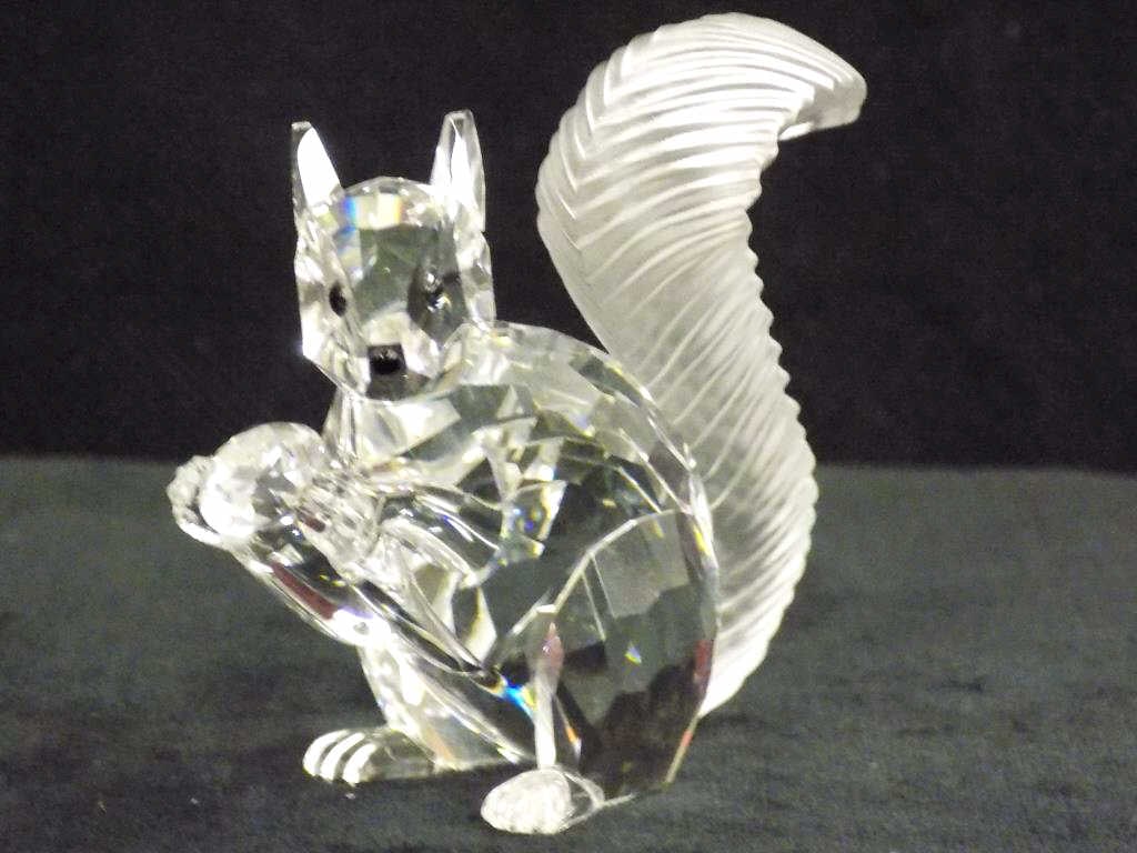 SWAROVSKI CRYSTAL ART GLASS SQUIRREL SCULPTURE: Rare Swarovski Crystal Art Glass Squirrel With Nut Sculpture. SCS Swarovski Crystal Society 10th Anniversary Limited Edition Piece. Released Exclusively to Members Only in 1997. 2.5" x 1" x 3" 1 lb