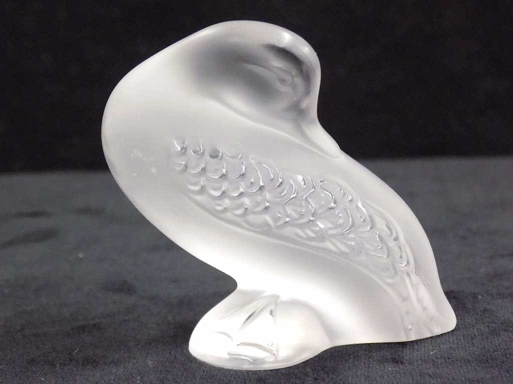 LALIQUE CRYSTAL ART GLASS DUCK SCULPTURE: Rene Lalique Crystal Frosted Art Glass Duck Sculpture. Signed Base. Made in France. 2" x 1.5" x 2.5" 1 lb