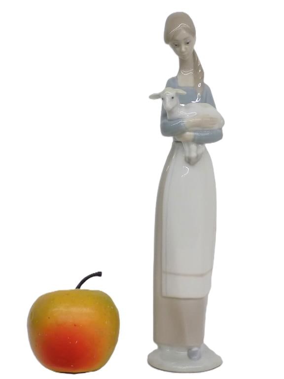 TALL LLADRO GIRL WITH LAMB PORCELAIN FIGURINE: Tall Lladro Porcelain Figurine. Entitled Girl with Lamb. Signed / Numbered 4505 Base. Made in Spain. 10.50" x 3" x 2.25" 1 lb