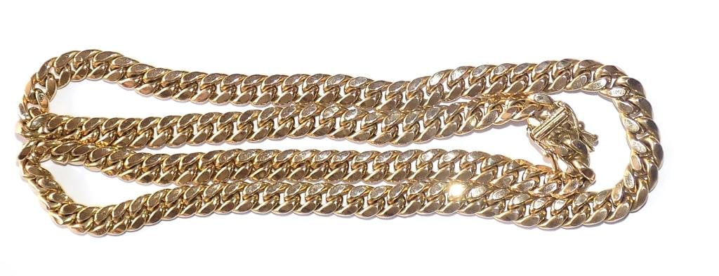 HEAVY 10K GOLD CURB LINK NECKLACE 25.8 GRAMS: Handsome 10k Solid Yellow Gold Curb Link Necklace. Length 22" with Box Tab Insert Clasp with 2 Locking Hinges. Heavy 25.8 Grams Weight. Marked 10K CX. Tested & Guaranteed