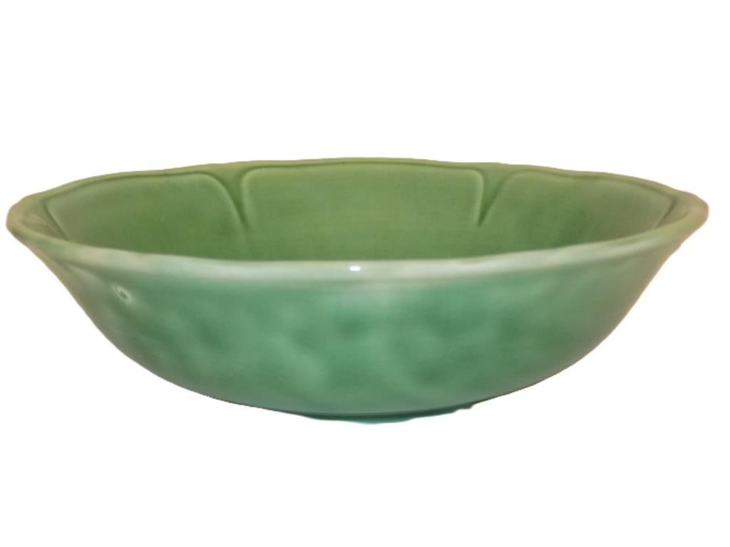 1930'S MT CLEMENS POTTERY PETALWARE BOWL (1 of 3)