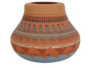 NATIVE AMERICAN INDIAN NAVAJO POTTERY VASE J WOODS
