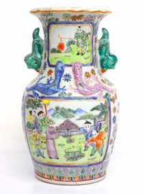 CHINESE FAMILLE VERTE PORCELAIN DRAGONS VASE
