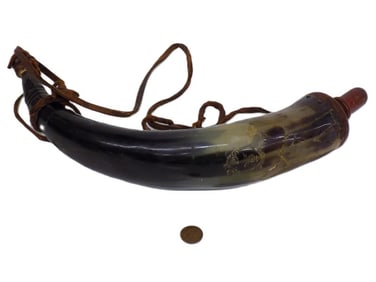 GRIZZLEY BEAR SCRIMSHAW BUFFALO POWDER HORN