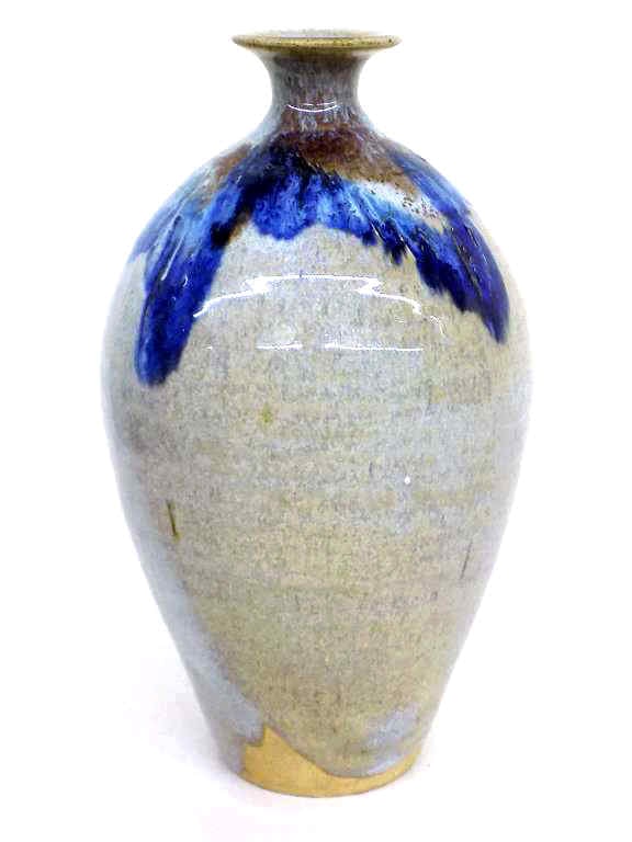 MIDCENTURY MODERN ART POTTERY VASE JIM WHITE (1 of 3)