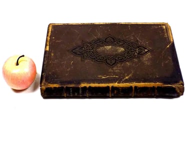 POETRY OF THE YEAR - DRAWINGS FROM EMINENT ARTISTS