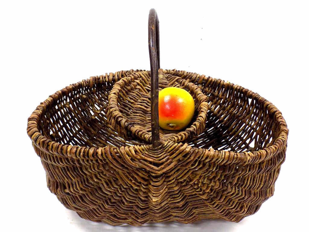 PRIMITIVE COUNTRY 2 TIER WOVEN BASKET: Unusual Primitive Country Woven Basket. 2 Tier with Separate Compartment. 14.50" Height Inc. handle x Width 10.50" x 17" Length
