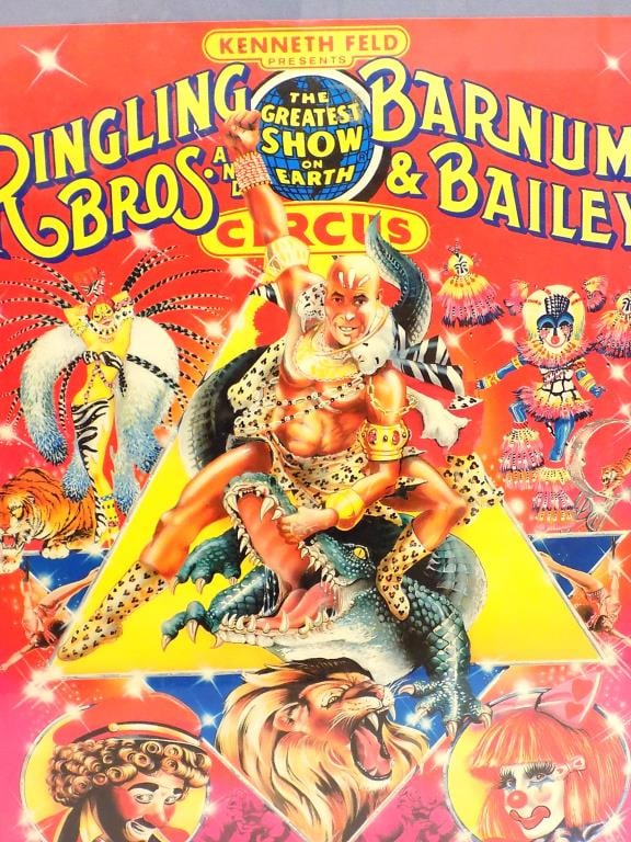 RINGLING BROS BARNUM BAILEY CIRCUS PROGRAM COVER - 2