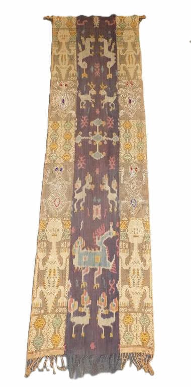 GREAT INDONESIAN IKAT ART TEXTILE SUMBA ISLAND (1 of 8)
