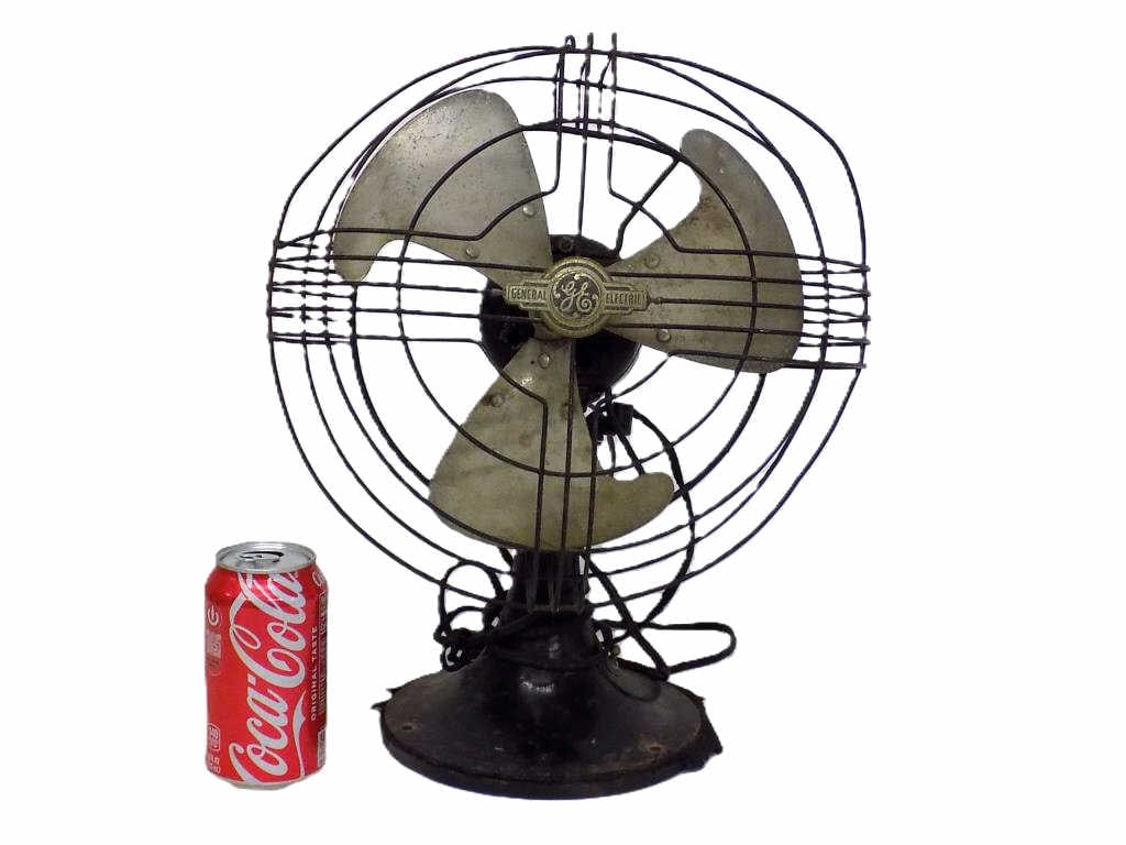 ANTIQUE INDUSTRIAL GENERAL ELECTRIC STEEL FAN (1 of 4)
