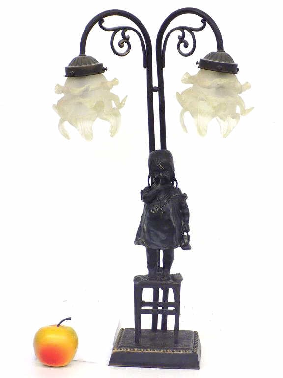 JUAN CLARA - GIRL ON CHAIR BRONZE LAMP (1 of 8)