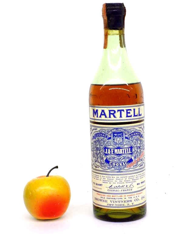 MARTELL'S COGNAC BRANDY LIQUOR ADVERTISING BOTTLE (1 of 5)