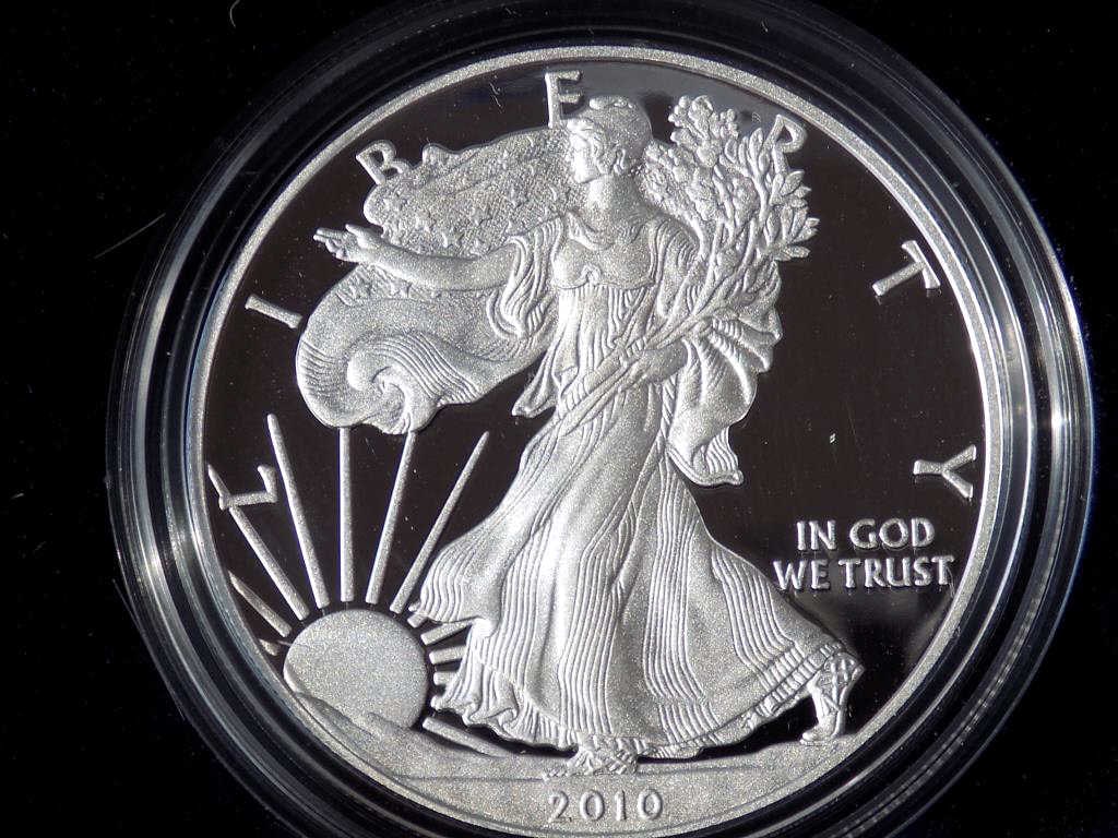 US MINT 2010 AMERICAN EAGLE SILVER DOLLAR PROOF (1 of 3)
