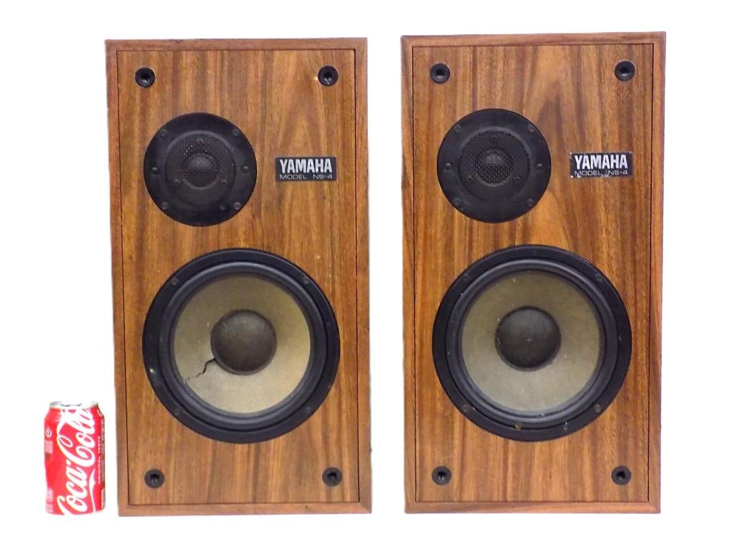 VINTAGE PAIR YAMAHA MODEL NS 4 STEREO SPEAKERS (1 of 4)