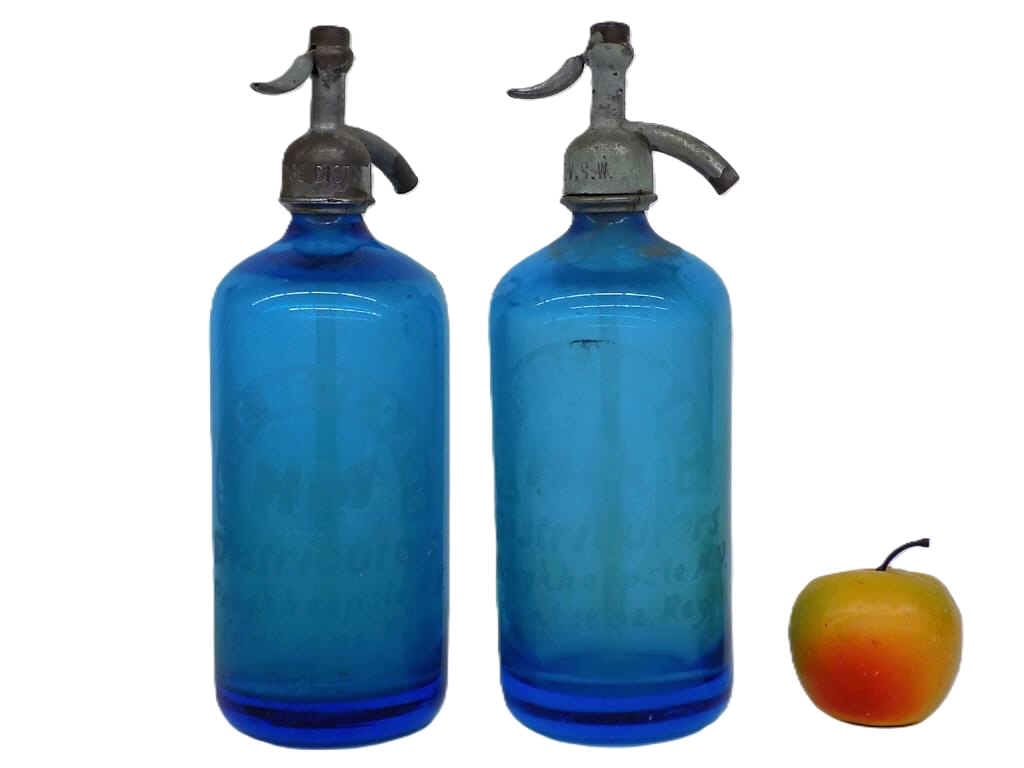 HM BEVERAGE ADVERTISING BOTTLES POUGHKEEPSIE NY (1 of 2)