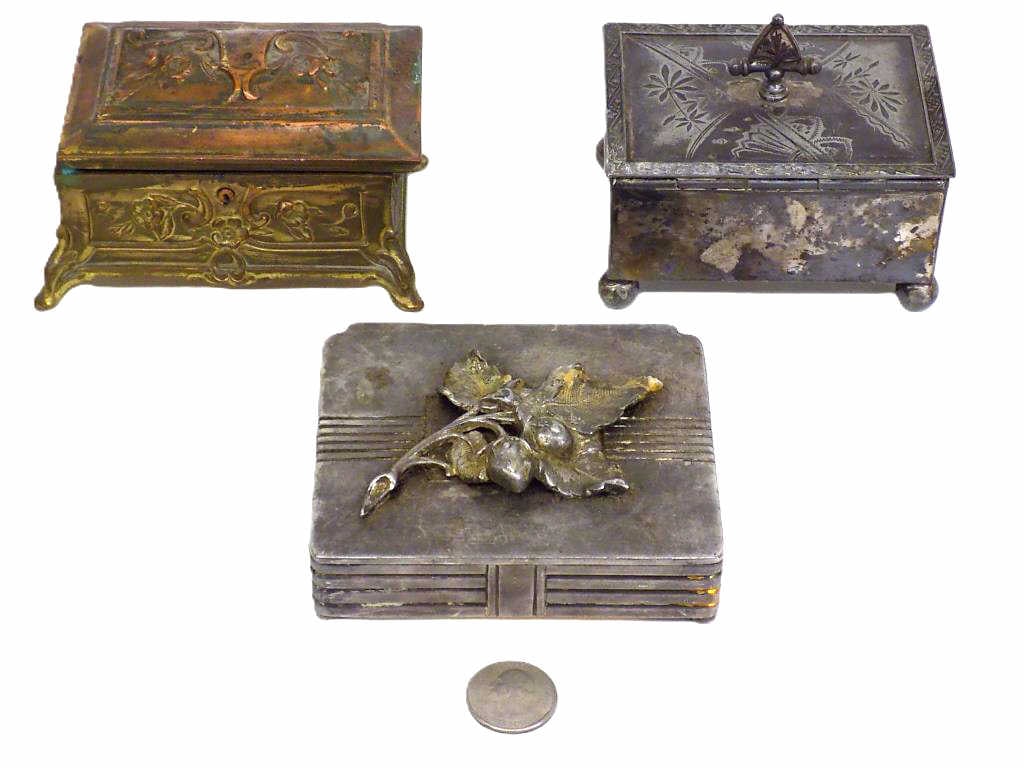 FANCY AESTHETIC SILVERPLATE JEWELRY CIGARETTE BOX (1 of 5)